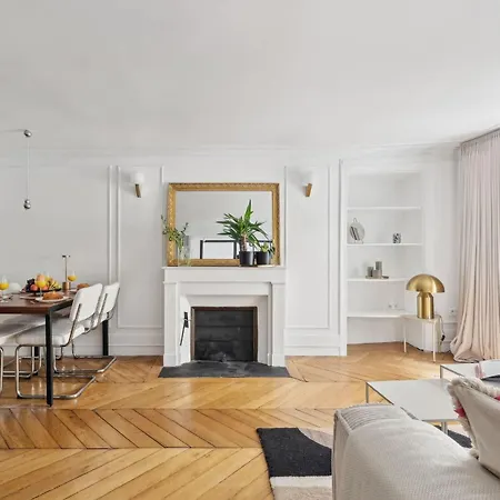 Apartment Jardin Des Tuileries & Louvre - Cityapartmentstay *